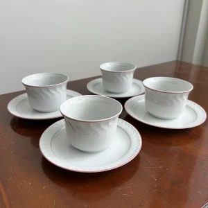 Juego de tazas