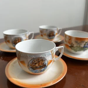 Juego de tazas