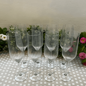 Juego de ocho copas de cava