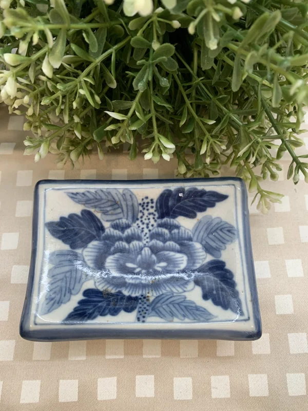 Cenicero oriental