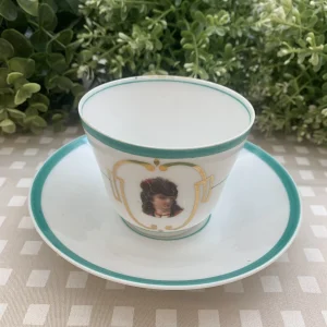Juego 4 tazas damas de época