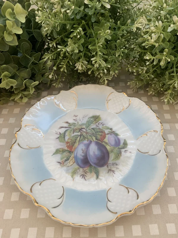 Plato porcelana ciruelas