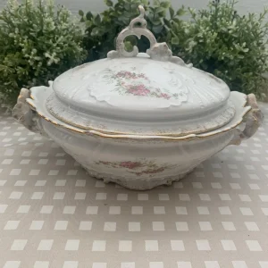 Sopera porcelana filo dorado irregular