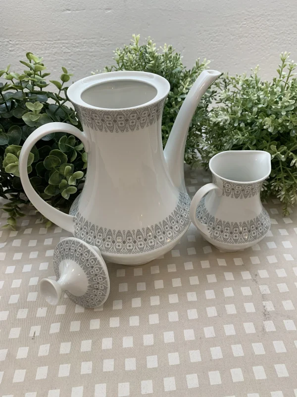 Juego de cafetera y lechera - Imagen 2